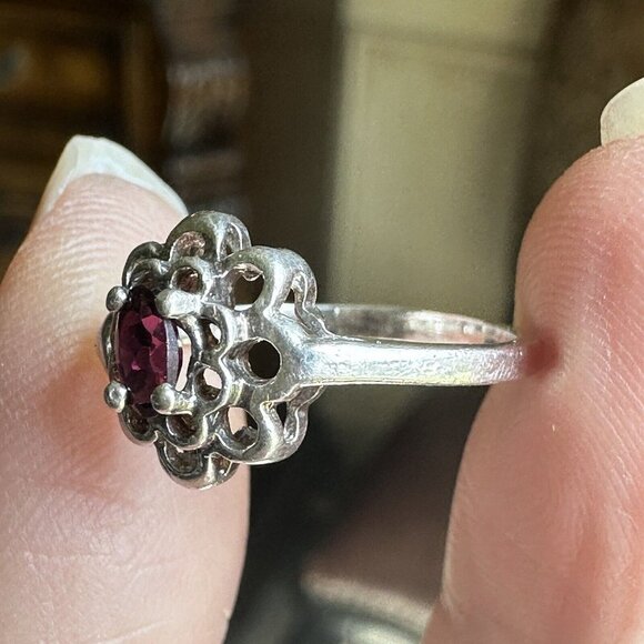 VTG Accent Ring Size 6 Purple Amethyst Gem Blooming‎ Flower 925 Sterling 2.1g - Picture 6 of 12